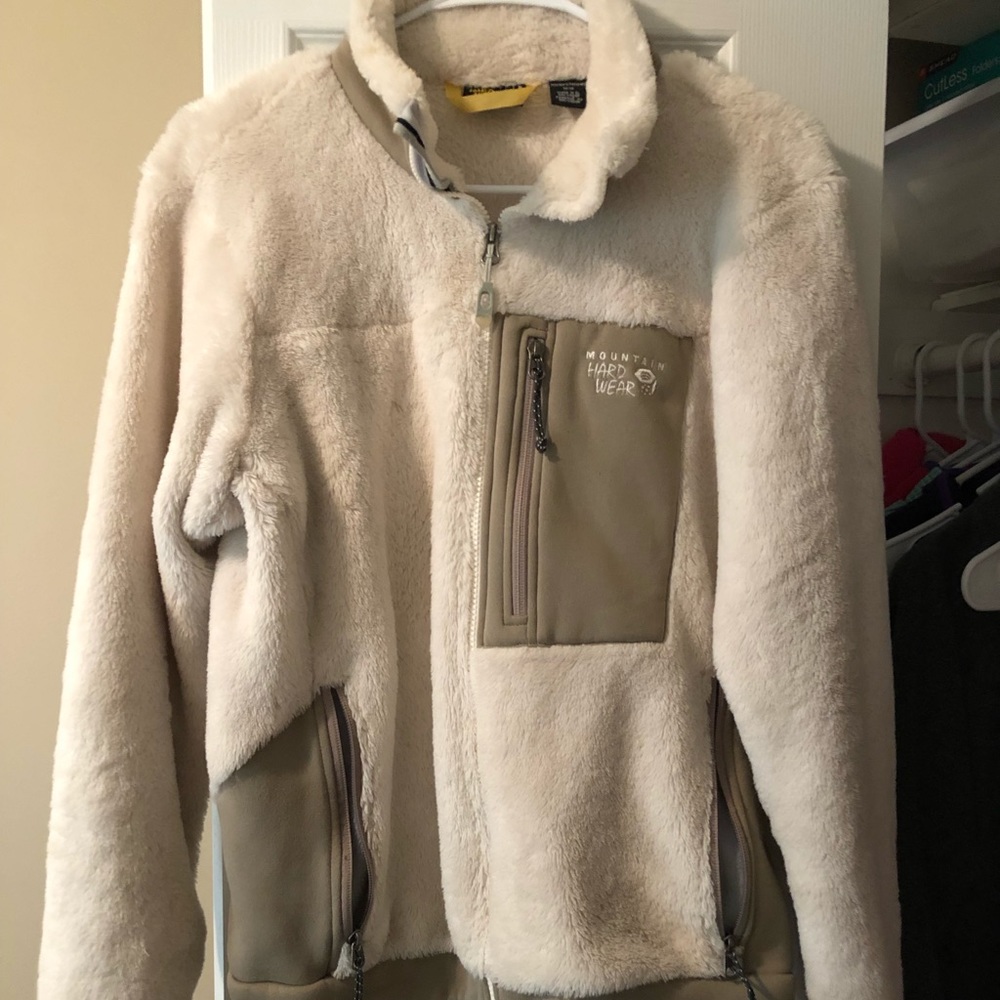 Cream Mountain Hardwear Fleece